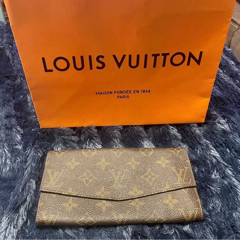 Louis Vuitton Long Wallet
